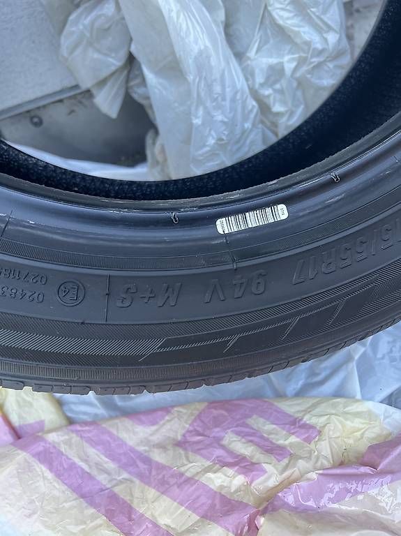 Pneumatici & Ruote complete: 215/55 R17 Sommerreifen – Usato da Muri AG venduto da Norci1 2