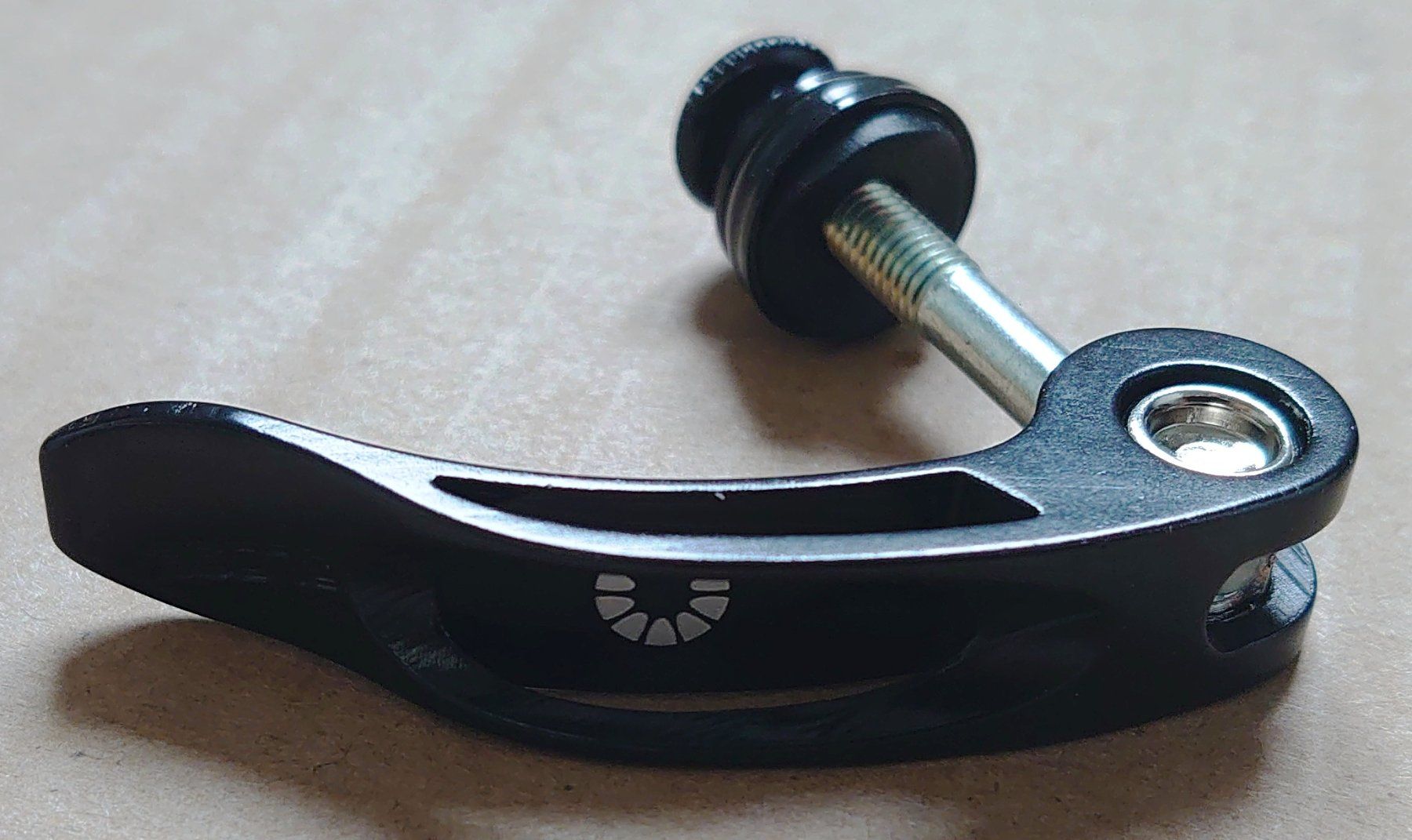 Pezzi di ricambio: Schnellspanner für Sattelstütz – Nuovo (secondo la descrizione) da Biel/Bienne venduto da TheShop4U