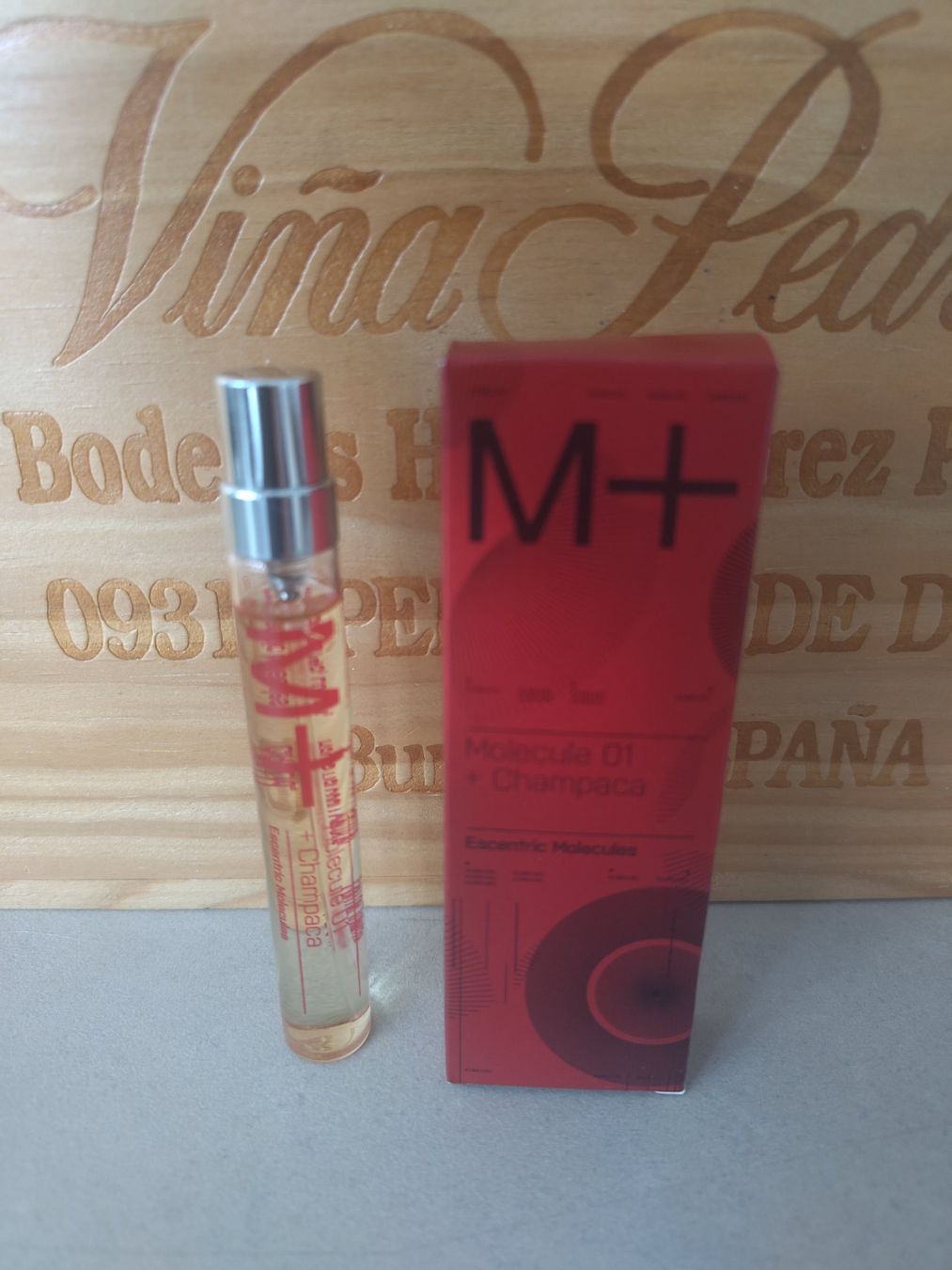 Amouage Profumi & Eau de Toilette: Escentric Molecules Molecule 01 + Champaca travel – Nuovo e nell'imballaggio originale da Steinhausen venduto da nwe_t8nj 1