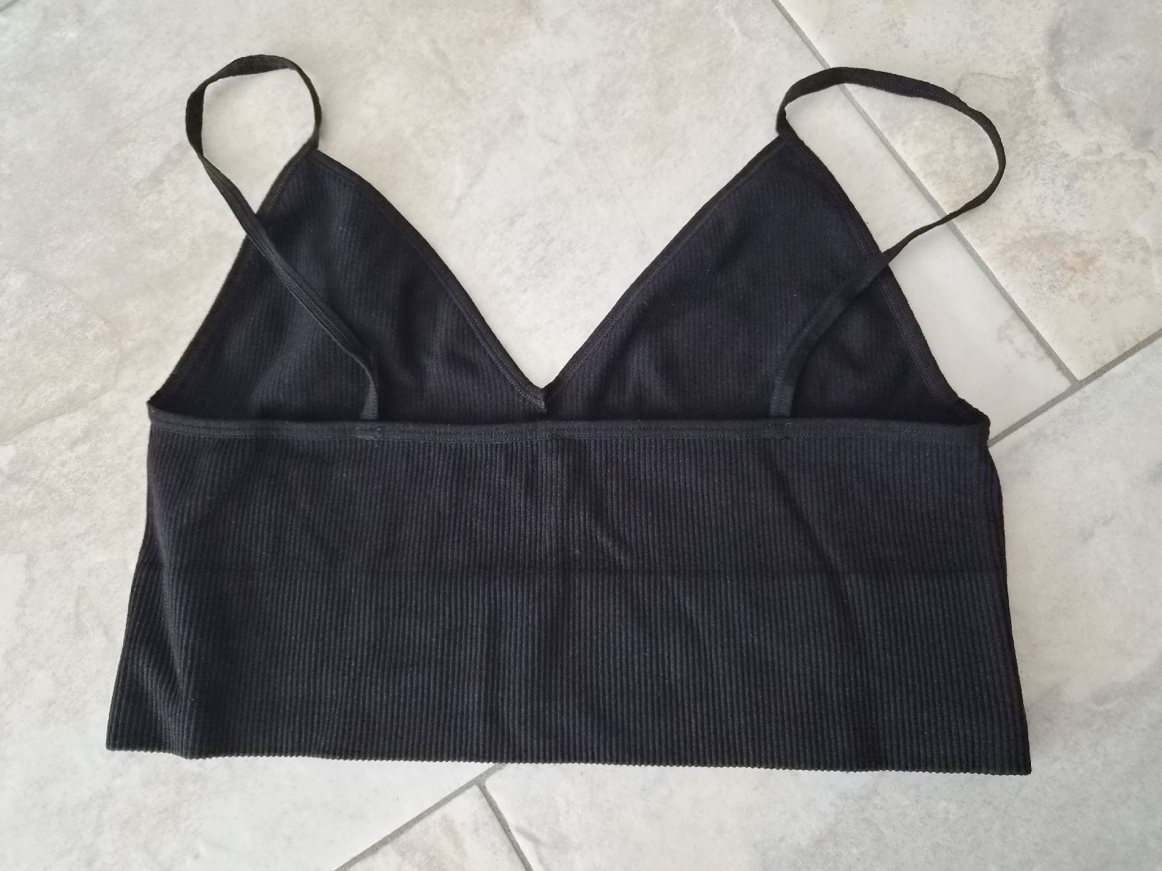 Only Sonstige Unterwäsche: Bralette schwarz in Grösse XL von Only – Gebraucht aus Niederrohrdorf von Miripfiri 1