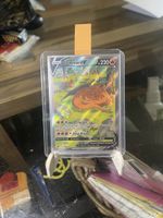Seltene Pokémon Charizard V Karte EN!