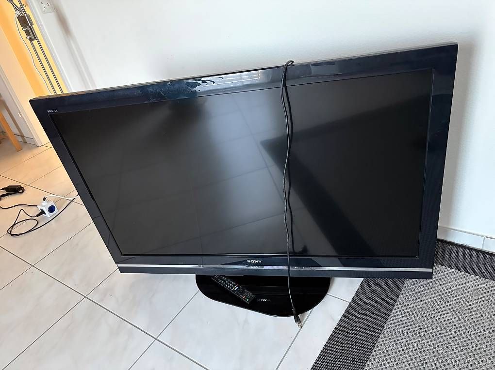 Televisori: Sony Bravia LCD  – Usato da Niederglatt ZH venduto da Fan08