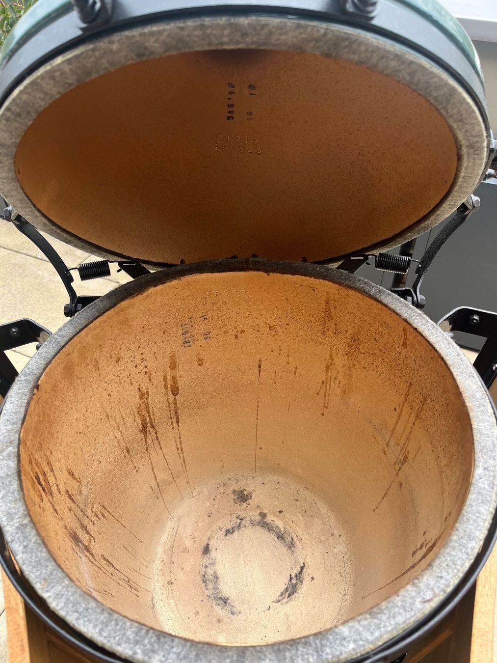 Big Green Egg Griglie: Big Green Egg Small mit Zubehör – Usato da Wangen b. Olten venduto da ricochet56 2