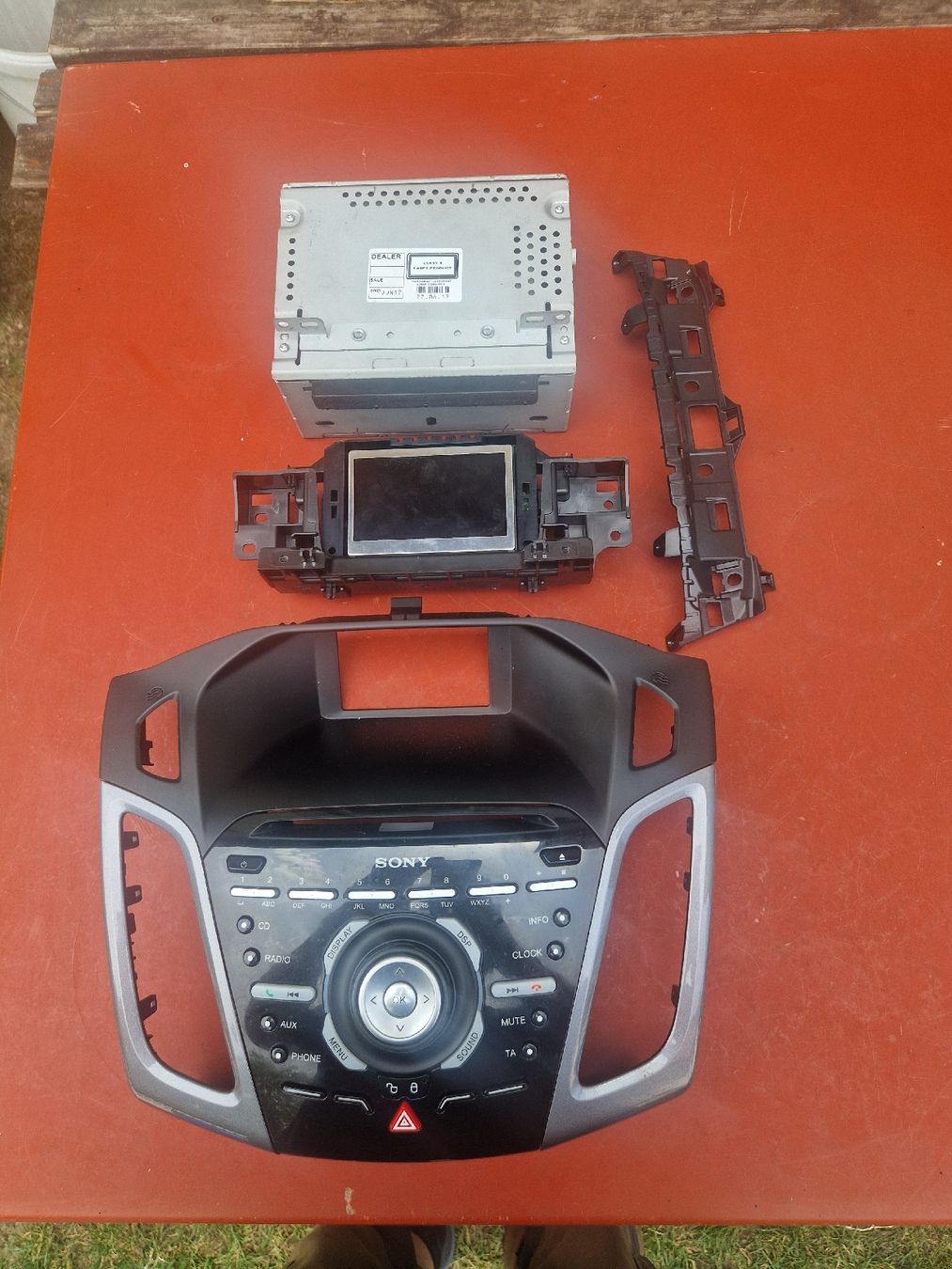Sony Radio: Ford Focus Radio – Usato da Brunnadern venduto da Landolt66