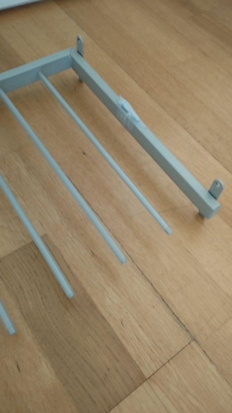 Ikea Appendiabiti: Hosenaufhängung IKEA Komplement – Usato da Zürich venduto da sam_8blm 1