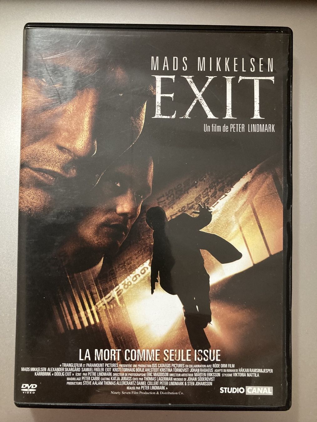 Tous les DVDs: Exit (fr, se) Mads Mikkelsen – D'occasion à Neuchâtel par Rougesky