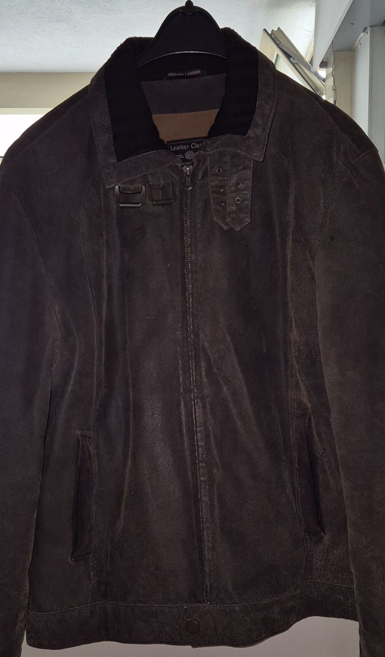 Giacche: Veste en cuir pour homme – Usato da Villars-sur-Glane venduto da Verocac 3