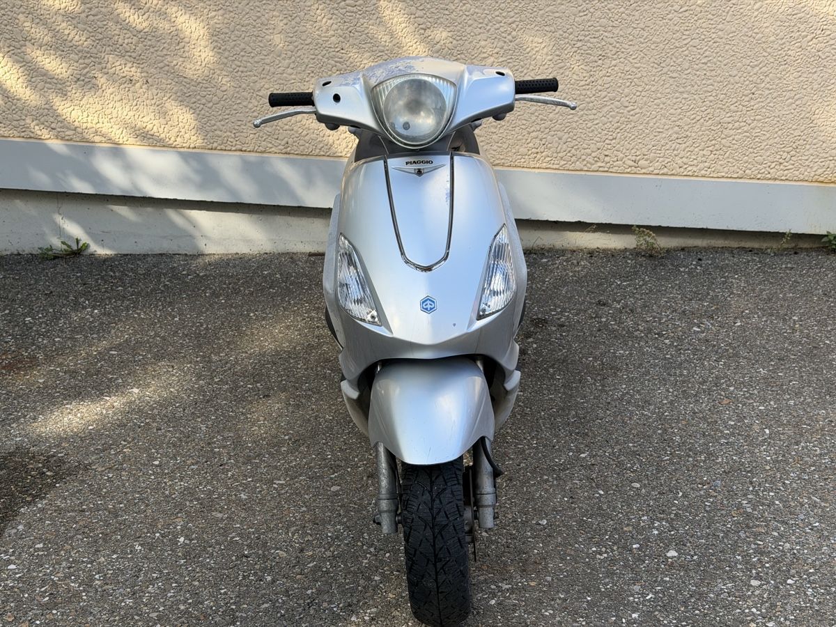 Piaggio Route: PIAGGIO FLY 125 cc – D'occasion à Zullwil par Autocentersalii 1