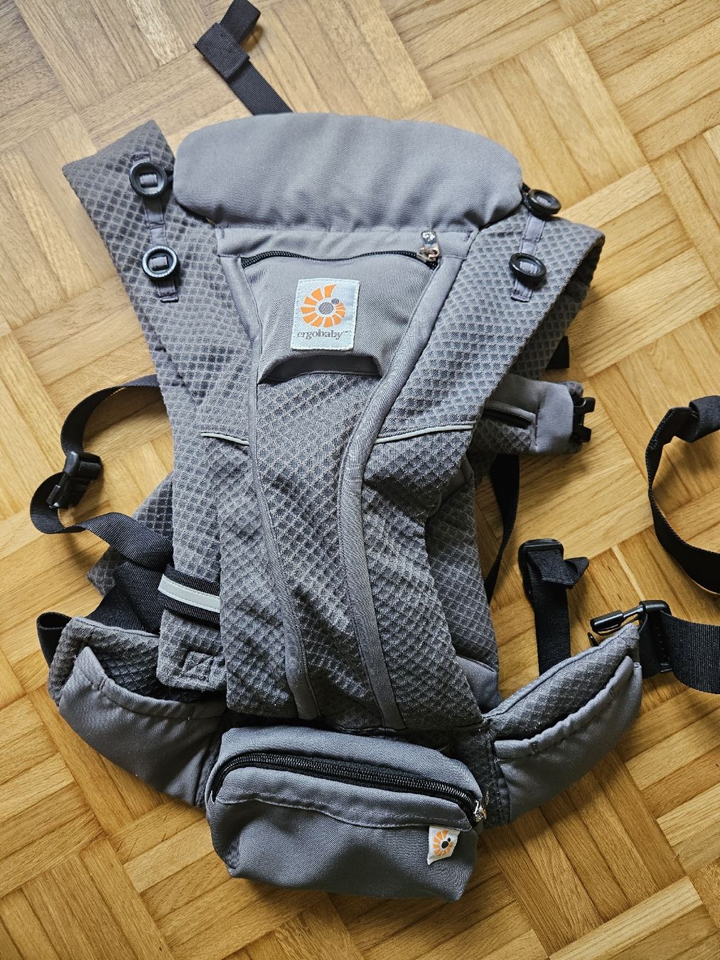 Ergo Baby Marsupi portabebè: Ergobaby Omni Breeze – Usato da Au, ZH venduto da katis8 2