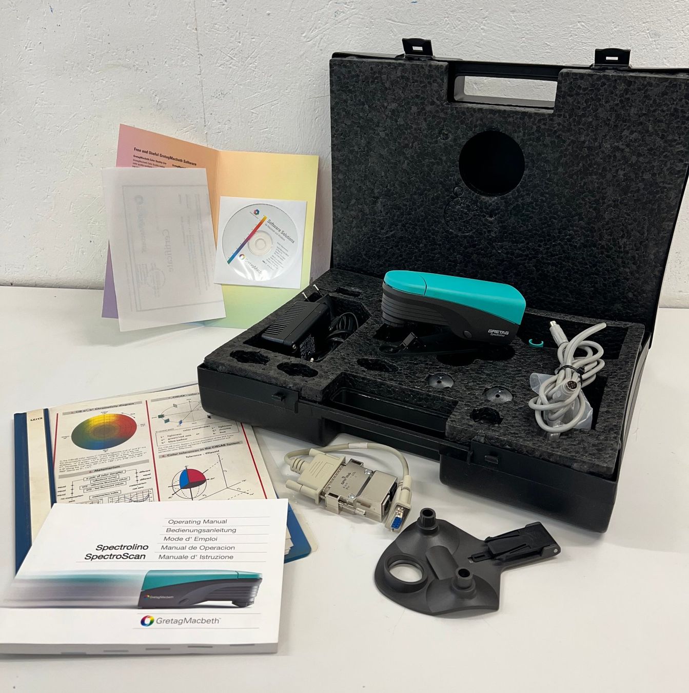 Accessori da laboratorio: Gretag Macbeth Spektrometer "Spectrolino" – Usato da Niederdorf venduto da LeptonAG_Labor