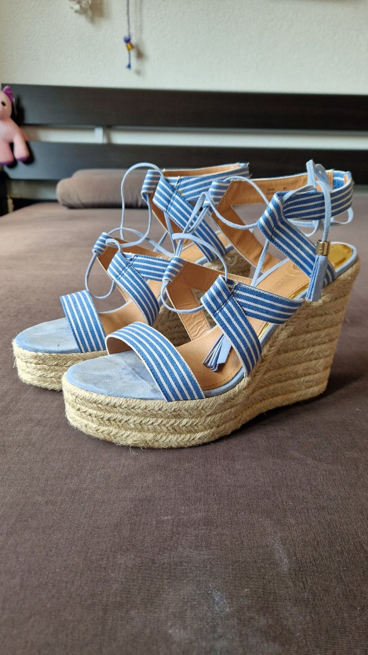 Scarpe da donna: Strand Schuhe von River Island, Gr. 41 – Usato da Laax GR venduto da Schoelli2
