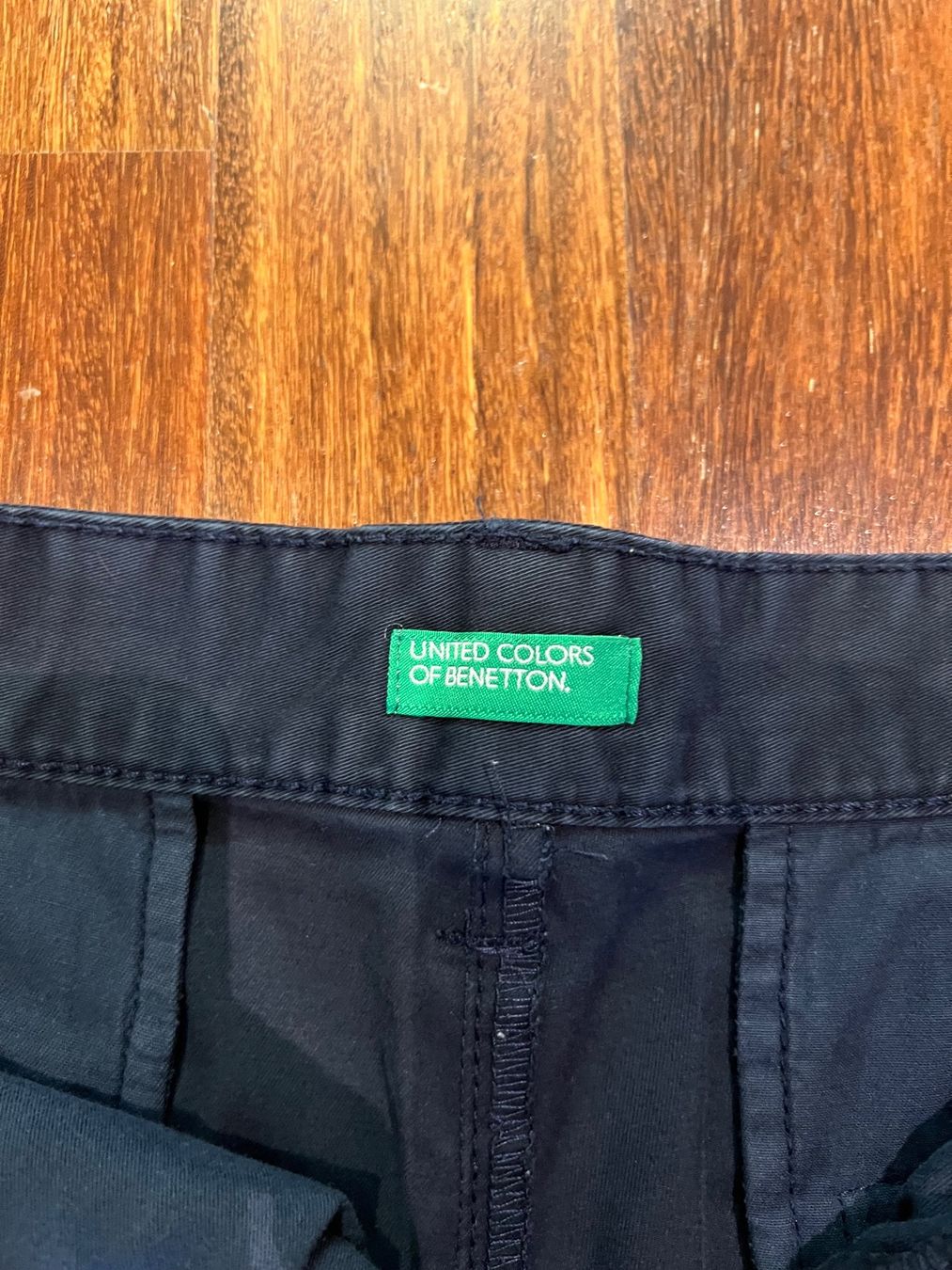 Benetton Pantaloni: Benetton Shorts, Gr. 48 – Usato da Zürich venduto da Linde1039 1