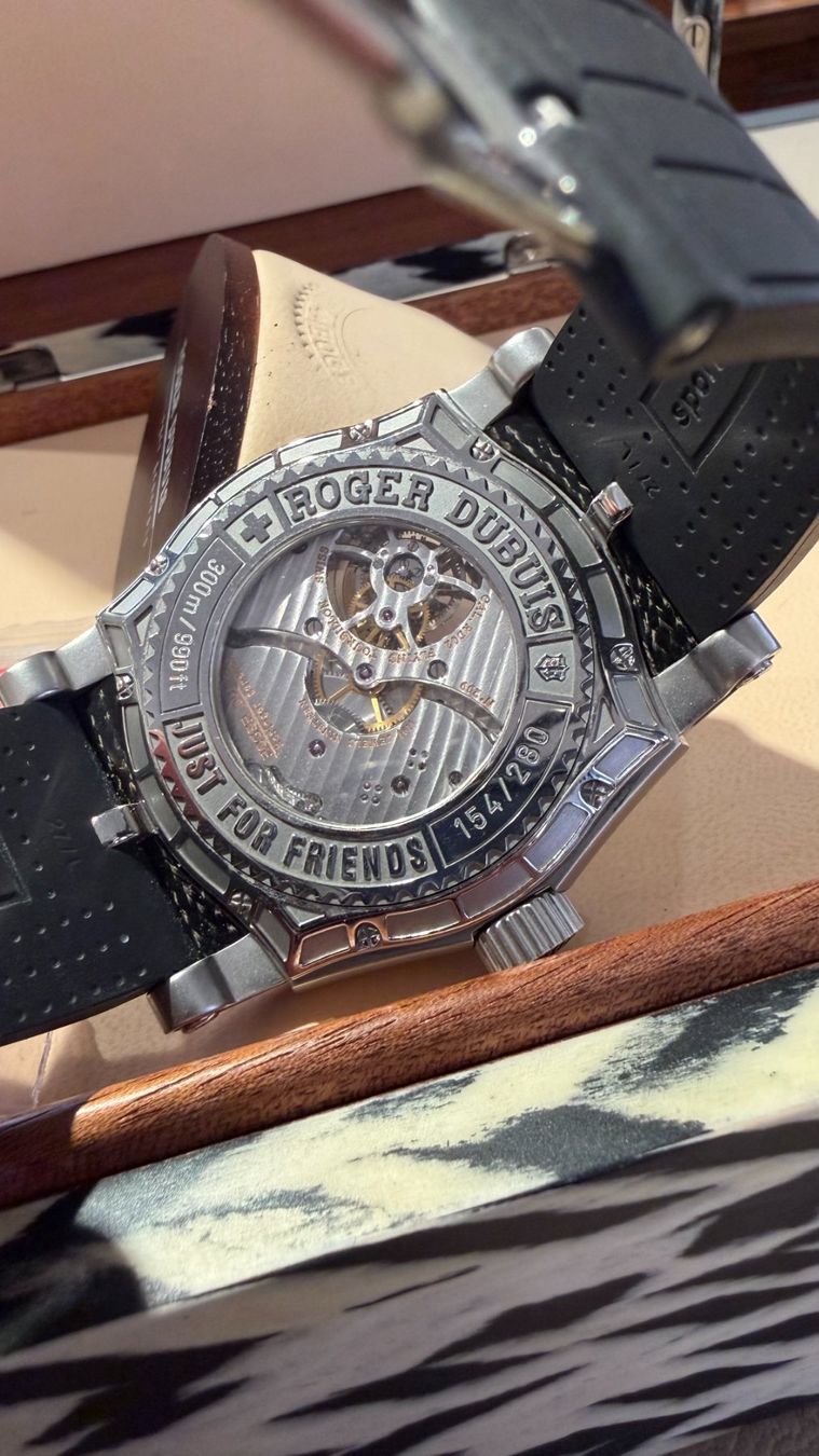 Roger Dubuis Orologi: Roger Dubuis Easy Diver Tourbillon 48mm – Usato da Randogne venduto da 2G1909 3