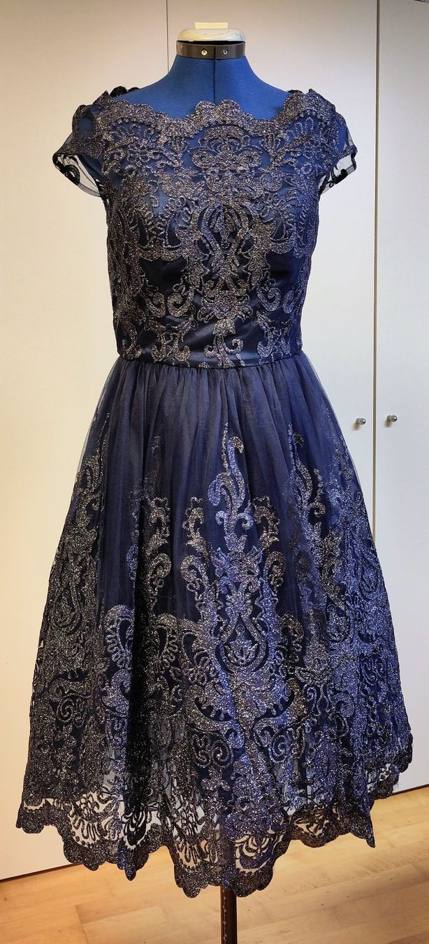 Vestiti: Spitzenkleid von Chi Chi London – Usato da Meilen venduto da Glaussonauten