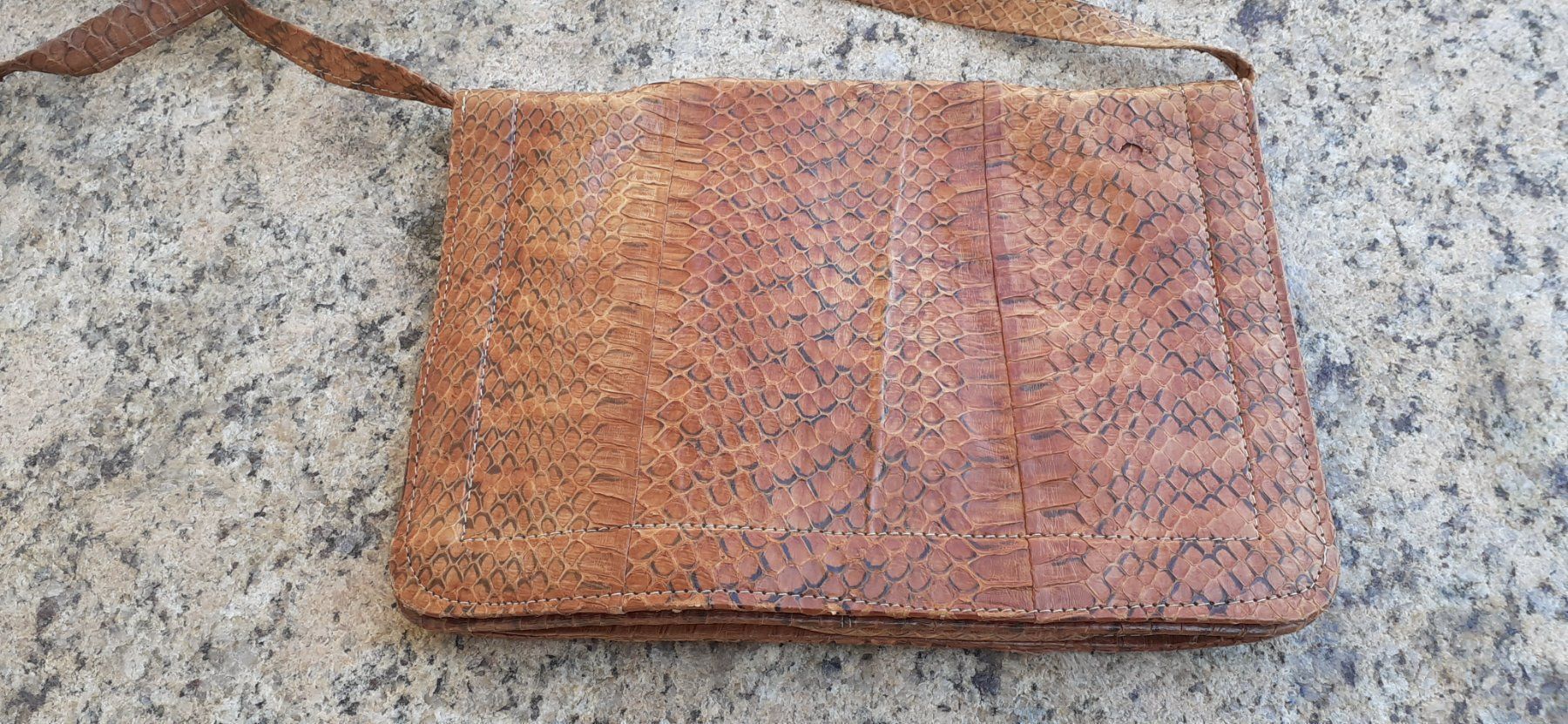 Borse da donna: Handtasche Vintage Schlangenleder 1970er – Usato da Mörschwil venduto da wunderkiste44 4