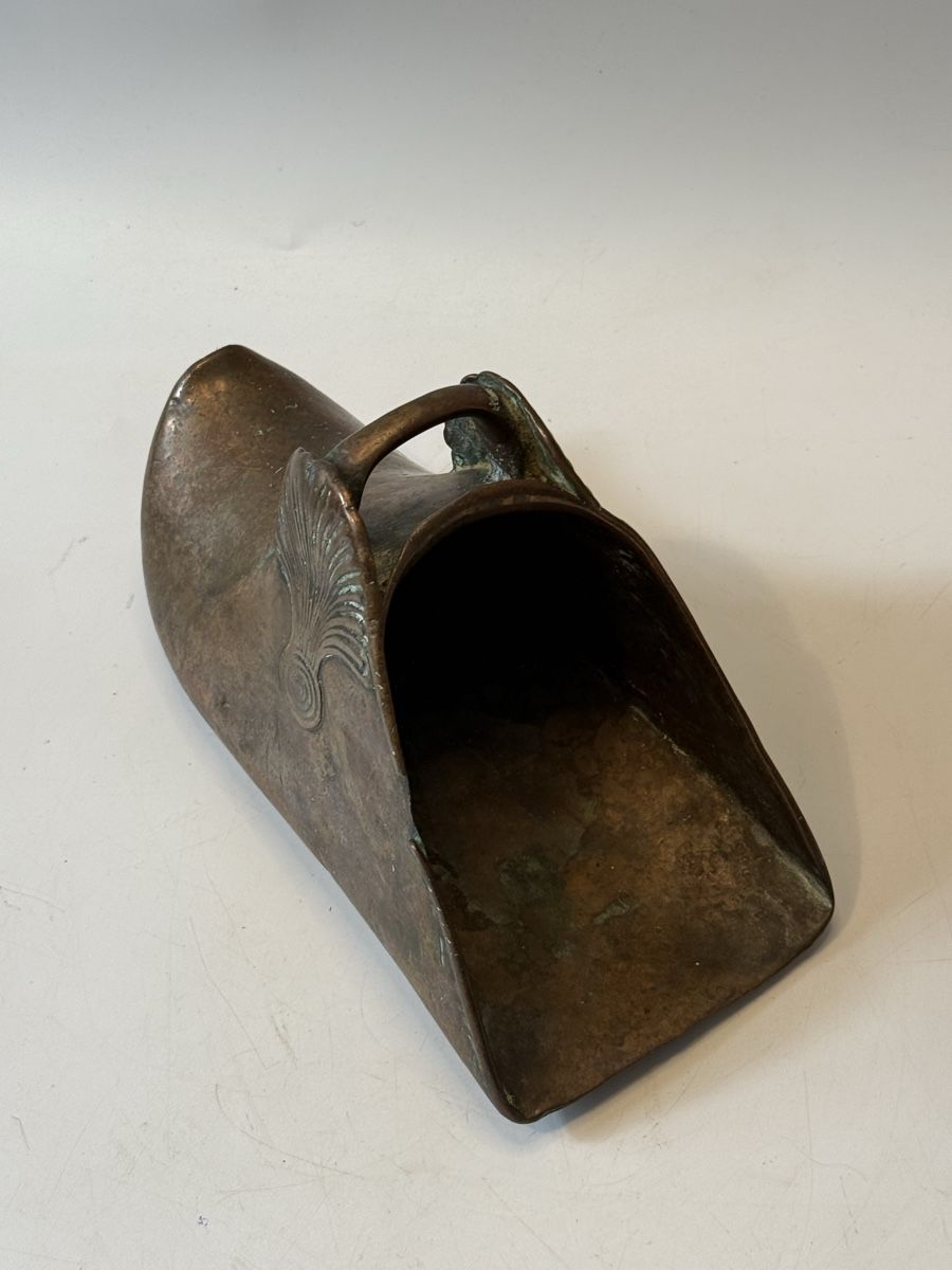 Sattel & Sattelzubehör: Antiker Steigbügel, Messing, verziert K09 – Gebraucht aus Grenchen von swiss.antiques 3