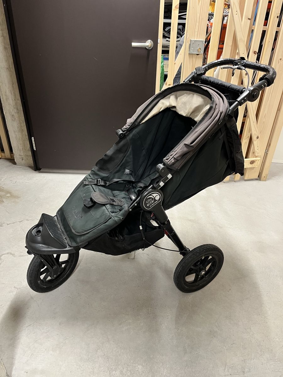 Baby Jogger Kinderwagen: City Elite by Baby Jogger – Gebraucht aus Zürich von stajna 1