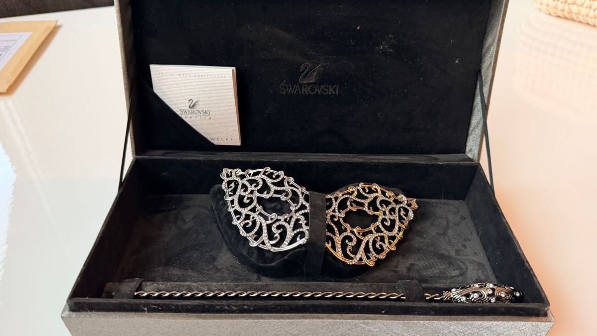 Maschere: Swarovski Crystal Masquerade Mask – Nuovo (secondo la descrizione) da Niederlenz venduto da joh_6fxx
