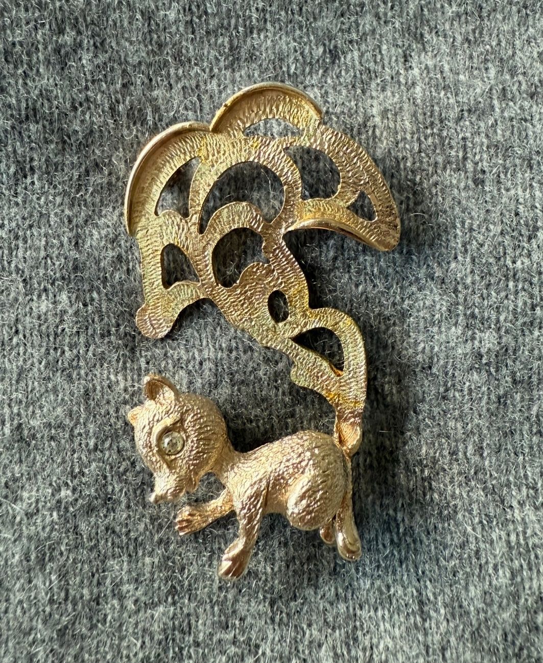Spille & Fermagli: Broche vintage écureuil doré – Nuovo (secondo la descrizione) da Cointrin venduto da sacha1981