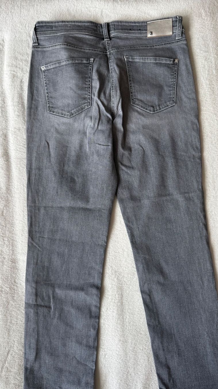 Cambio Jeans: Damen Jeans CAMBIO grau – D'occasion à Warth par sue500 5