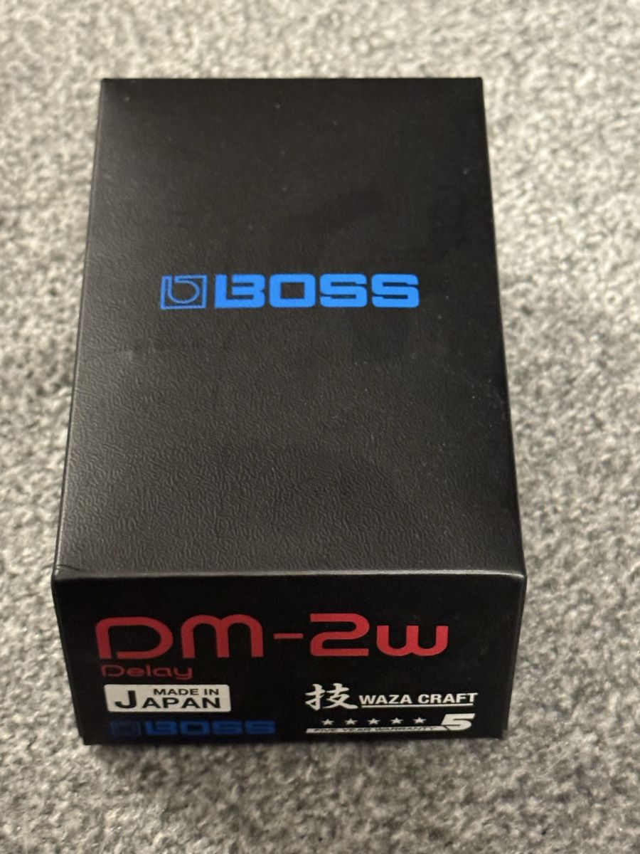 Roland Musikinstrumente: Boss DM-2W Waza Craft Delay Pedal – Gebraucht aus Chavannes-des-Bois von ozgun 1