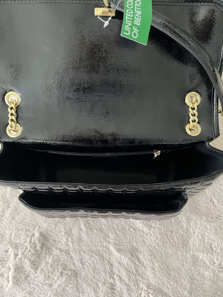 Benetton Borse da donna: Neue Handtasche von Benetton schwarz – Nuovo e nell'imballaggio originale da Pfäffikon ZH venduto da Ruth8 2