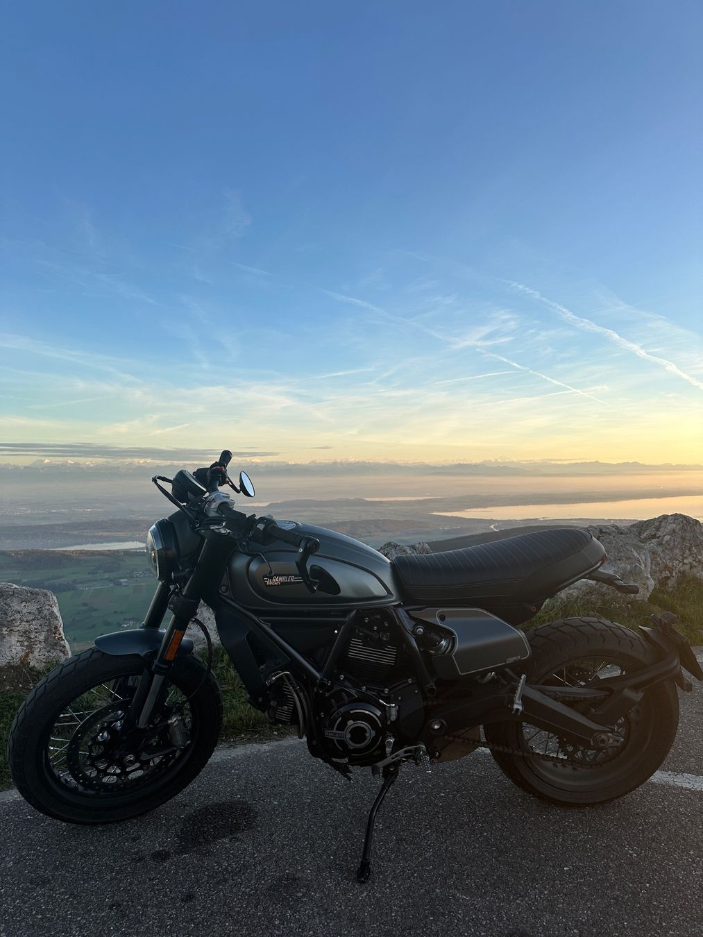 Ducati Strada: Ducati Scrambler Nightshift •  FRISCH ab Service & MFK – Usato da Galmiz venduto da DucatiDriver 2