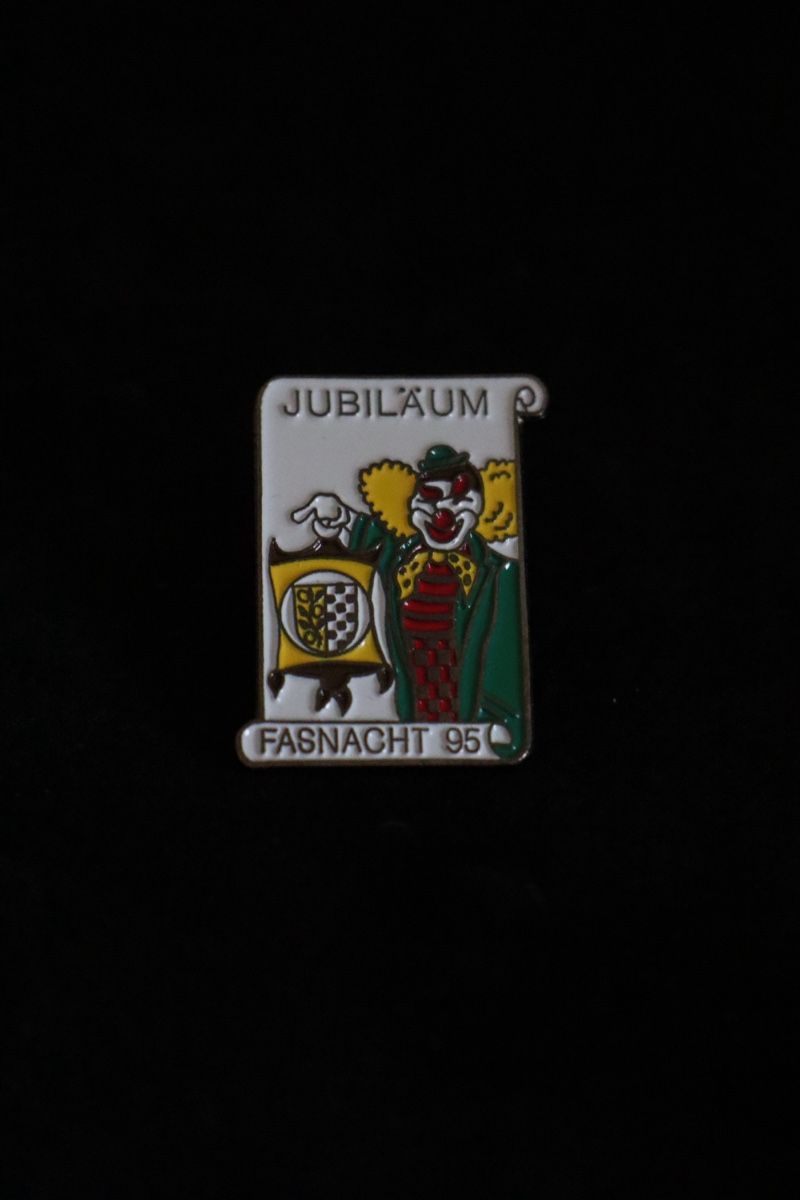 Placchette & Badge: Affoltern am Albis PIN‘s – Usato da Ottenbach venduto da siiinnaa_77 3