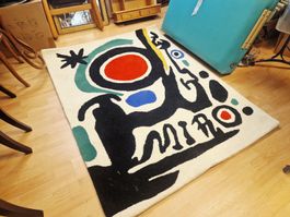 Teppich Miro Design modern bunte Farben gebraucht