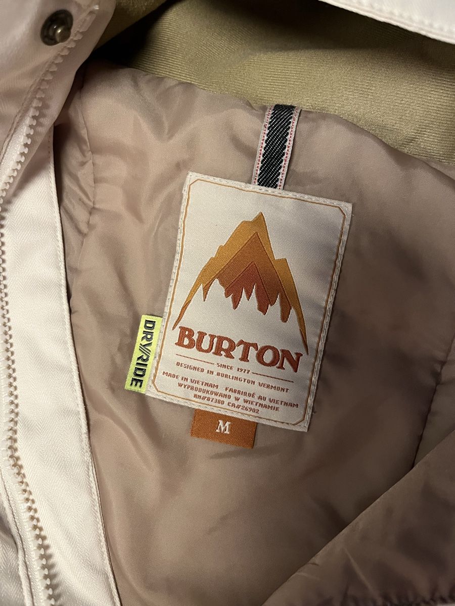Burton Jacken: Burton Winterjacke Grösse M – Gebraucht aus Pfäffikon ZH von Carmen_hcd 1