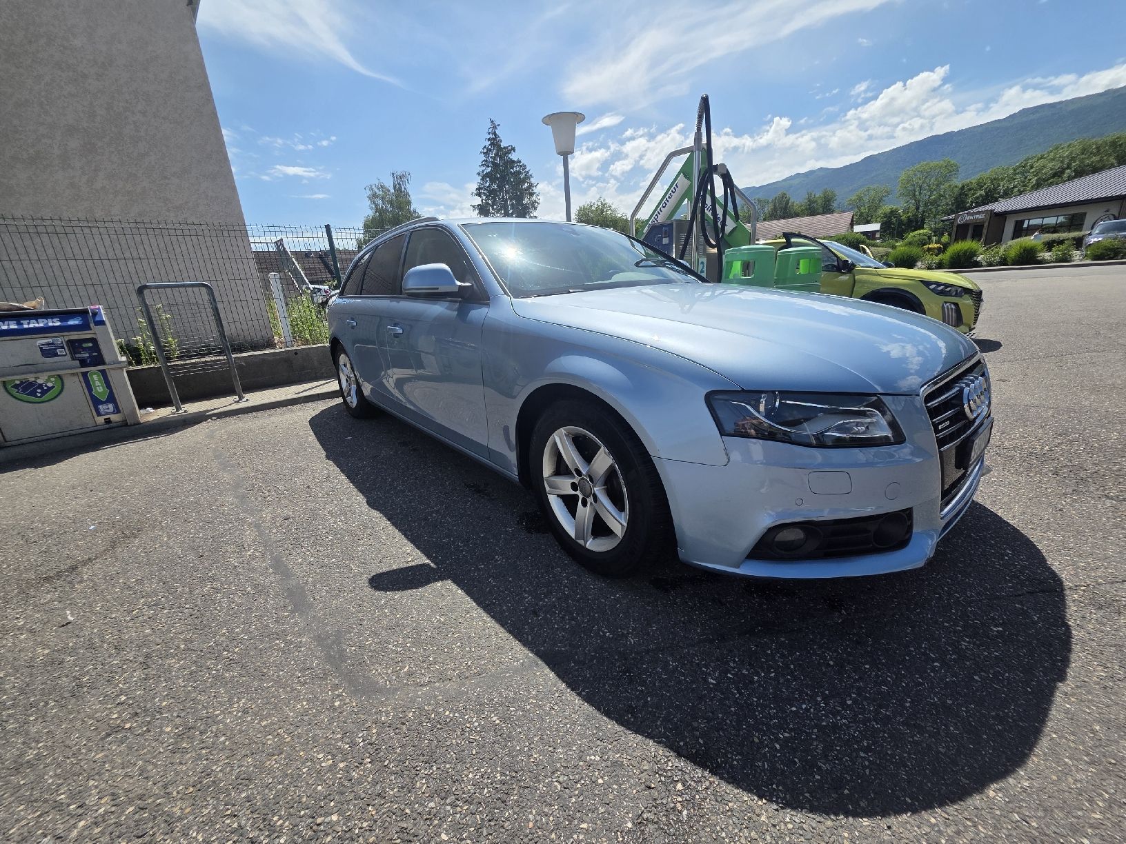 Audi Automobili: Audi A4 Break 3.0 Diesel – Usato da Petit-Lancy venduto da P.boban 1