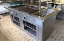 Salvis Gasgrill / Herd mit Spüle