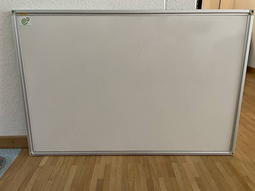 Lavagne: Whiteboard – Usato da Feusisberg venduto da Kut_2ncc