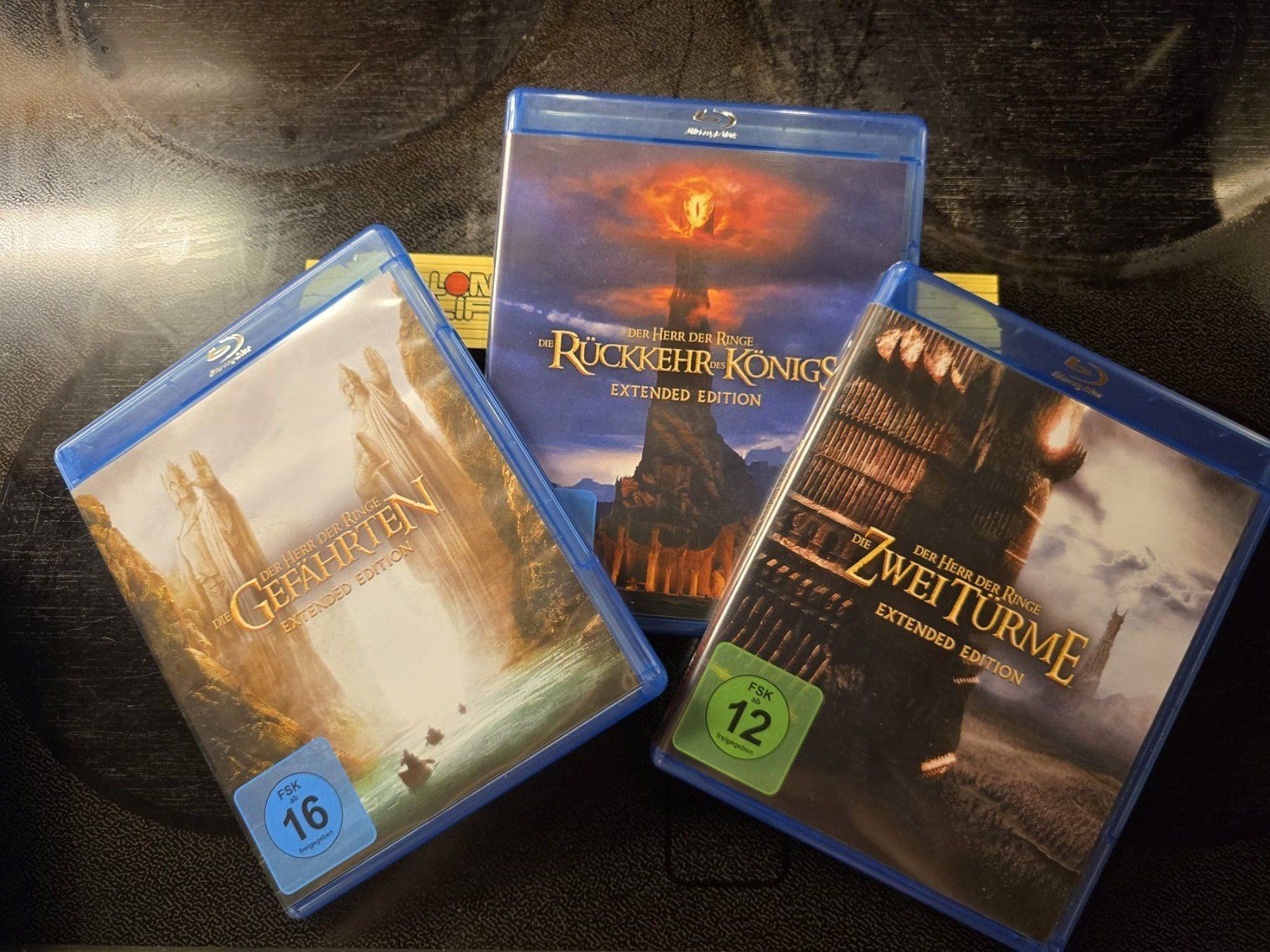 Tutti i DVDs: Herr der Ringe Trilogie Extended Edition Blu-ray – Usato da Schaffhausen venduto da K.Ichimaru