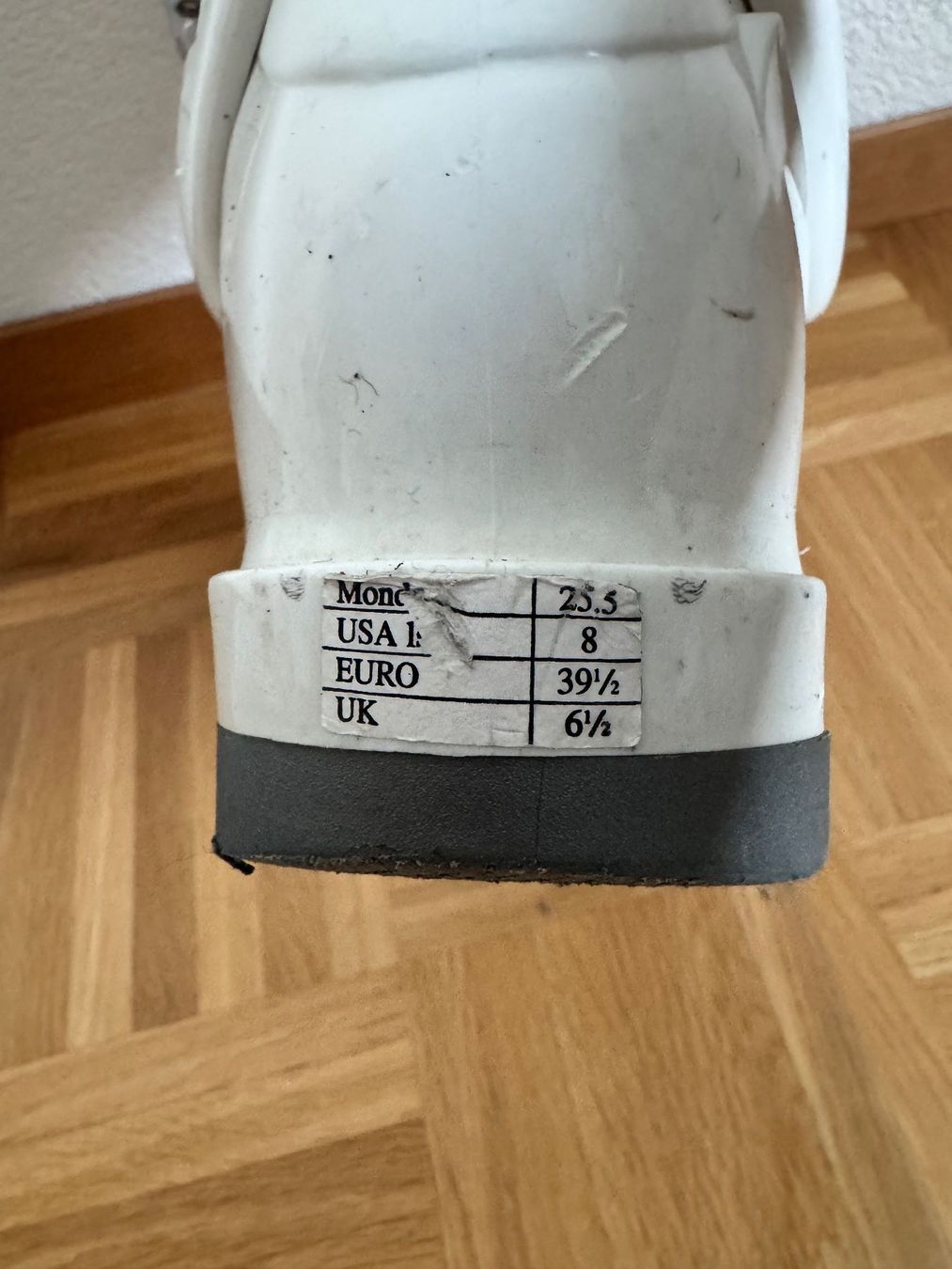 Scarpe da donna: Skischuhe Dalbello Grösse 39.5 – Usato da Effretikon venduto da cavaliere02 2