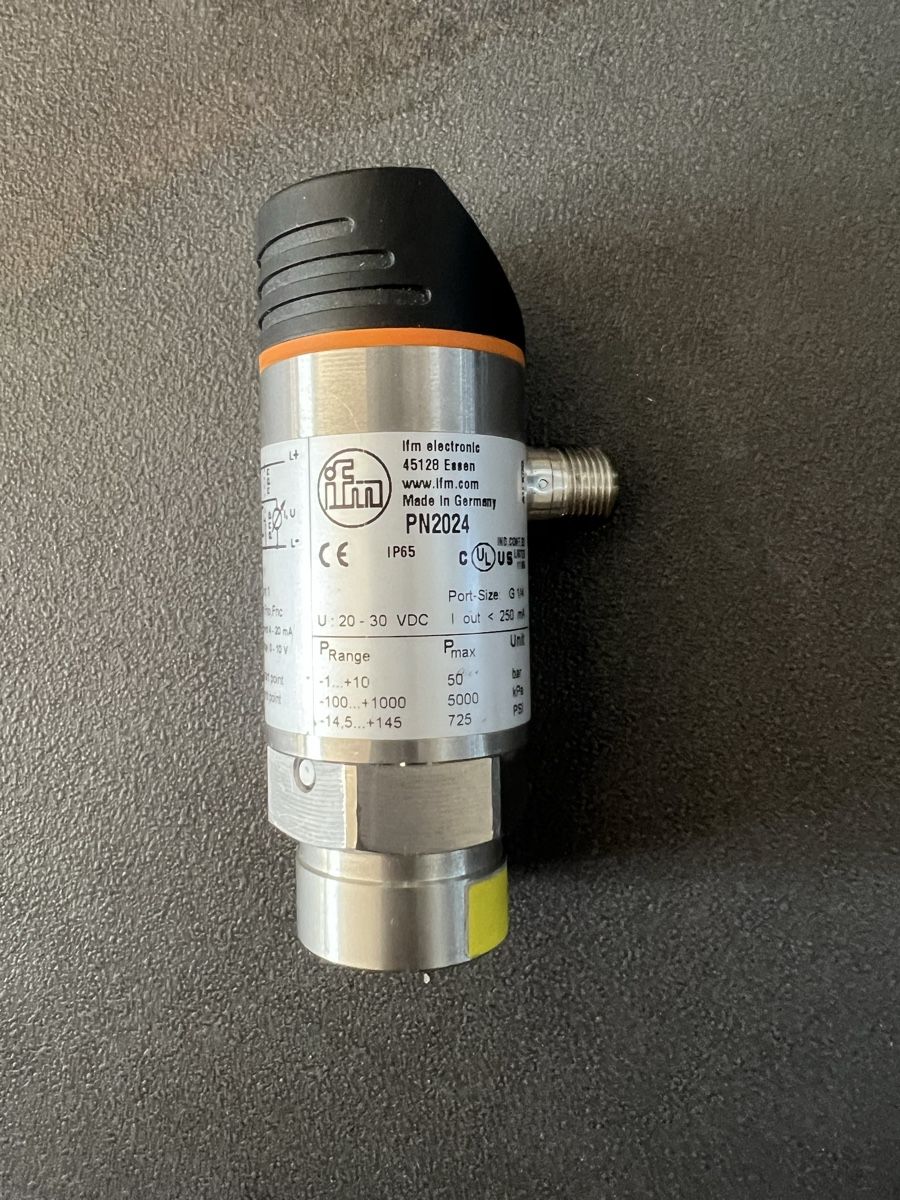 Componenti elettronici: IFM PN2024 Drucksensor mit Display – Usato da Romanshorn venduto da DonRicardoo 1