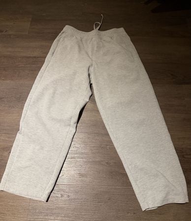 GRAUE JOGGINGHOSE PULL&BEAR M