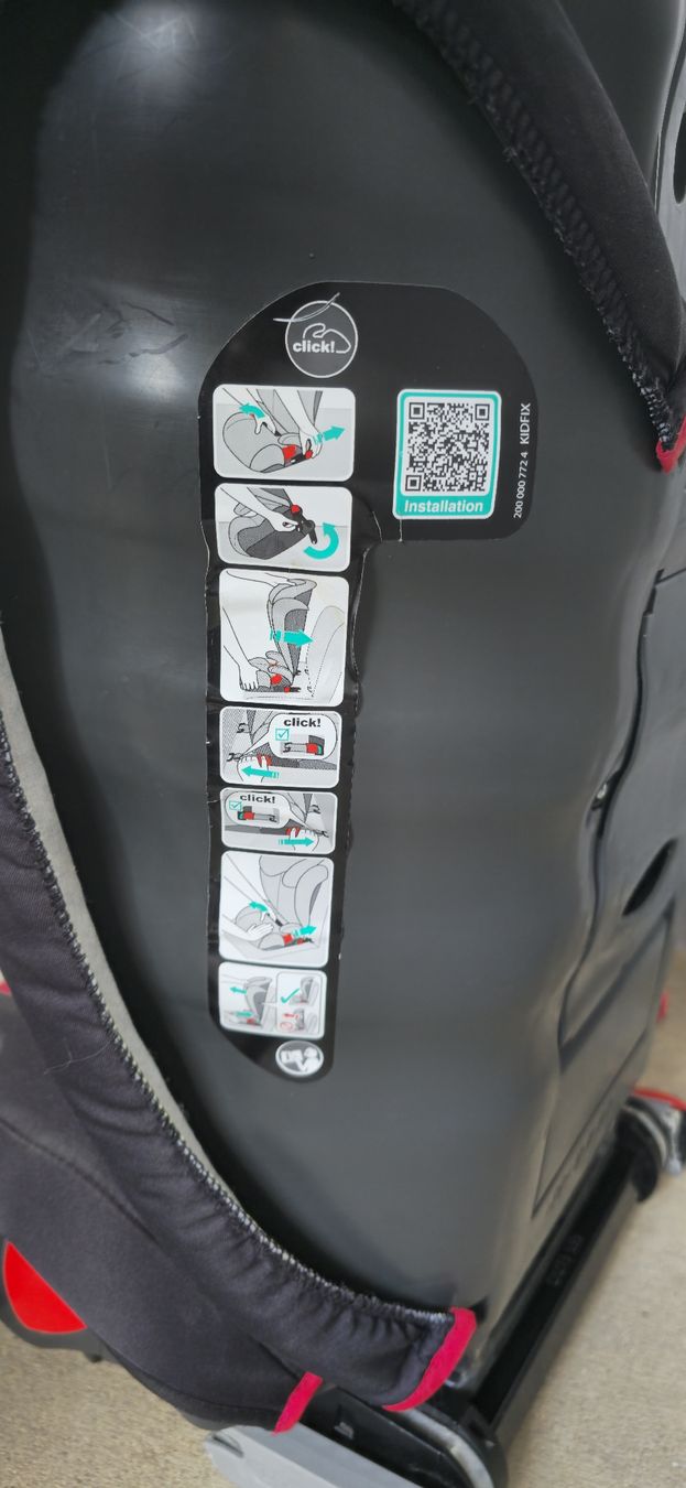 Britax Römer Sièges auto: Römer Kindersitz – D'occasion à Kreuzlingen par zebrone81 1