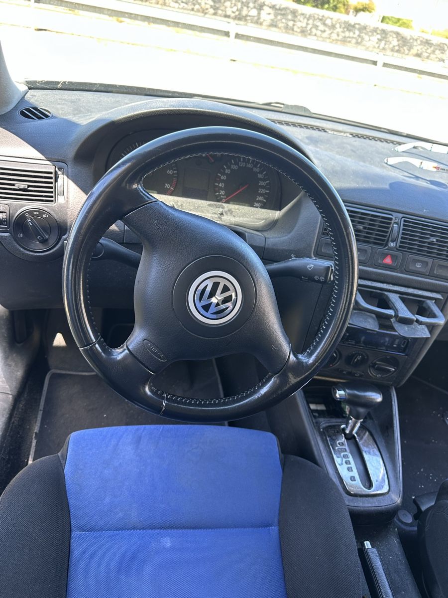 VW Automobili: VW Golf 4 1.6 Automatik  – Usato da Oensingen venduto da Goldensand 4