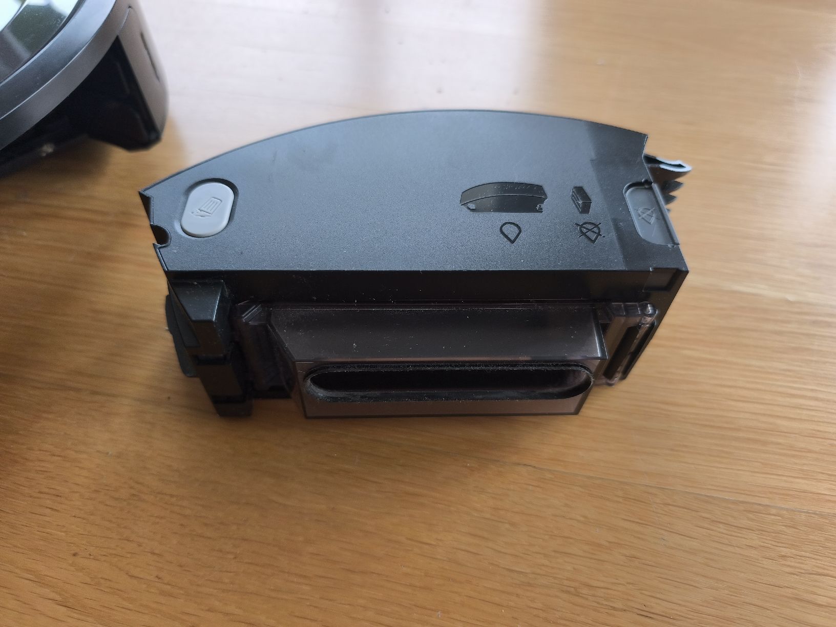 Irobot Aspirapolveri & Accessori: Saugroboter iRobot Roomba i7 – Difettoso da Birmensdorf ZH venduto da Hagenbuchertrade 1