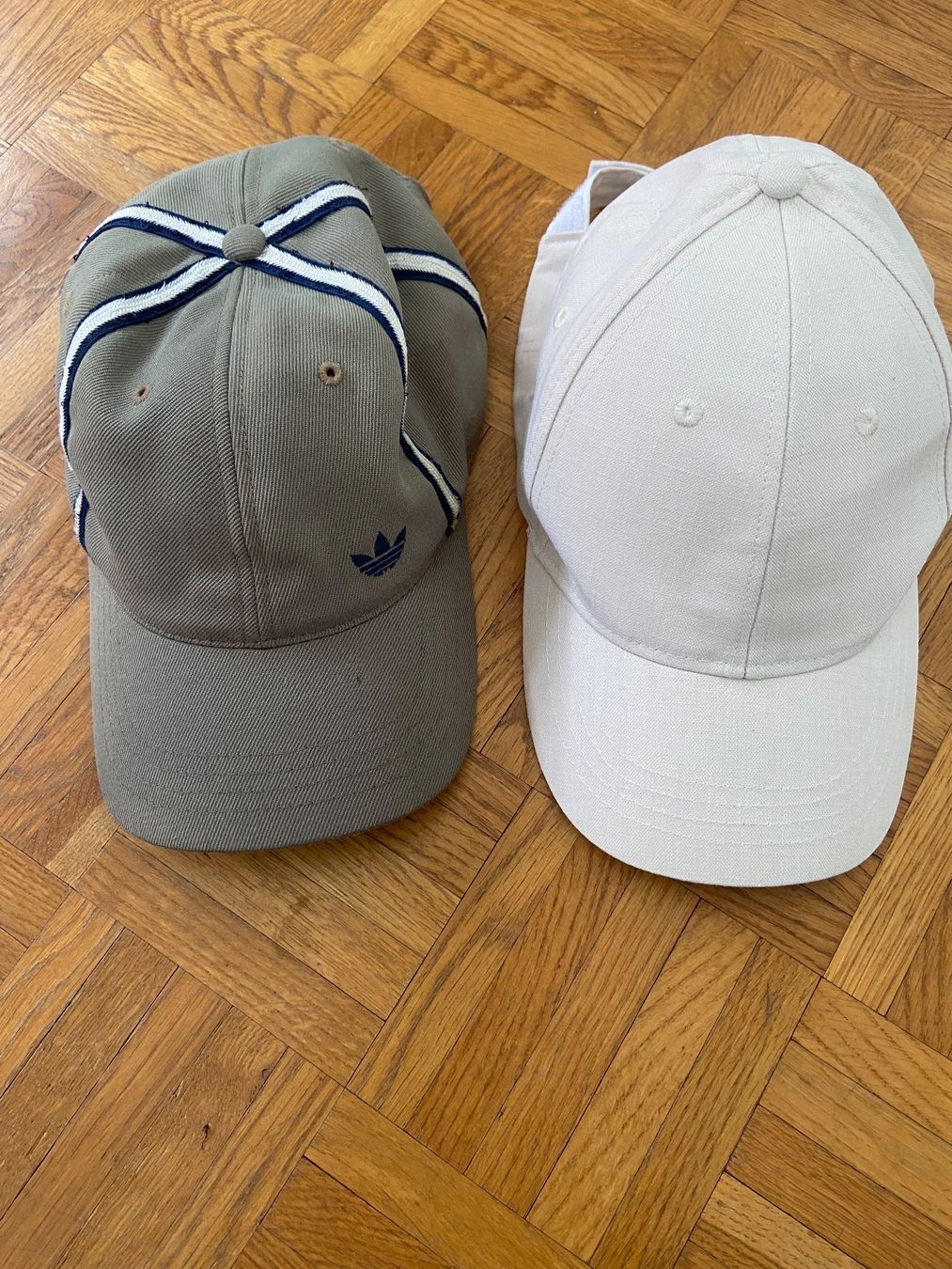 Sonstige Kleidung & Accessoires: Baseballcap Caps Adidas Schildmütze – Gebraucht aus Hittnau von Oracel