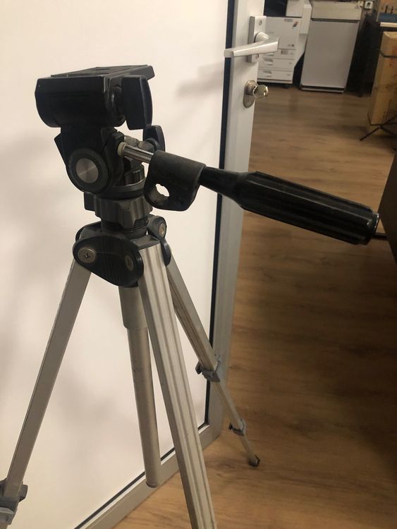 Treppiedi & Teste: Stativ Marke Slik ! ohne Etui ! Vintage – Usato da Brügg BE venduto da rutschimedizin 5