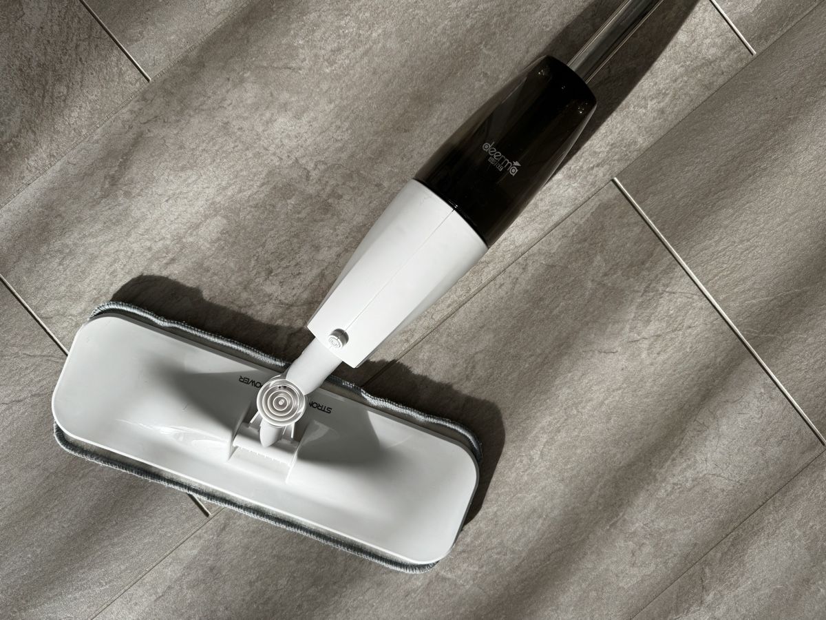 Altro in Apparecchi per la pulizia: Deerma Spray Mop – Usato da Erlenbach ZH venduto da Irina_from_Erlenbach 2