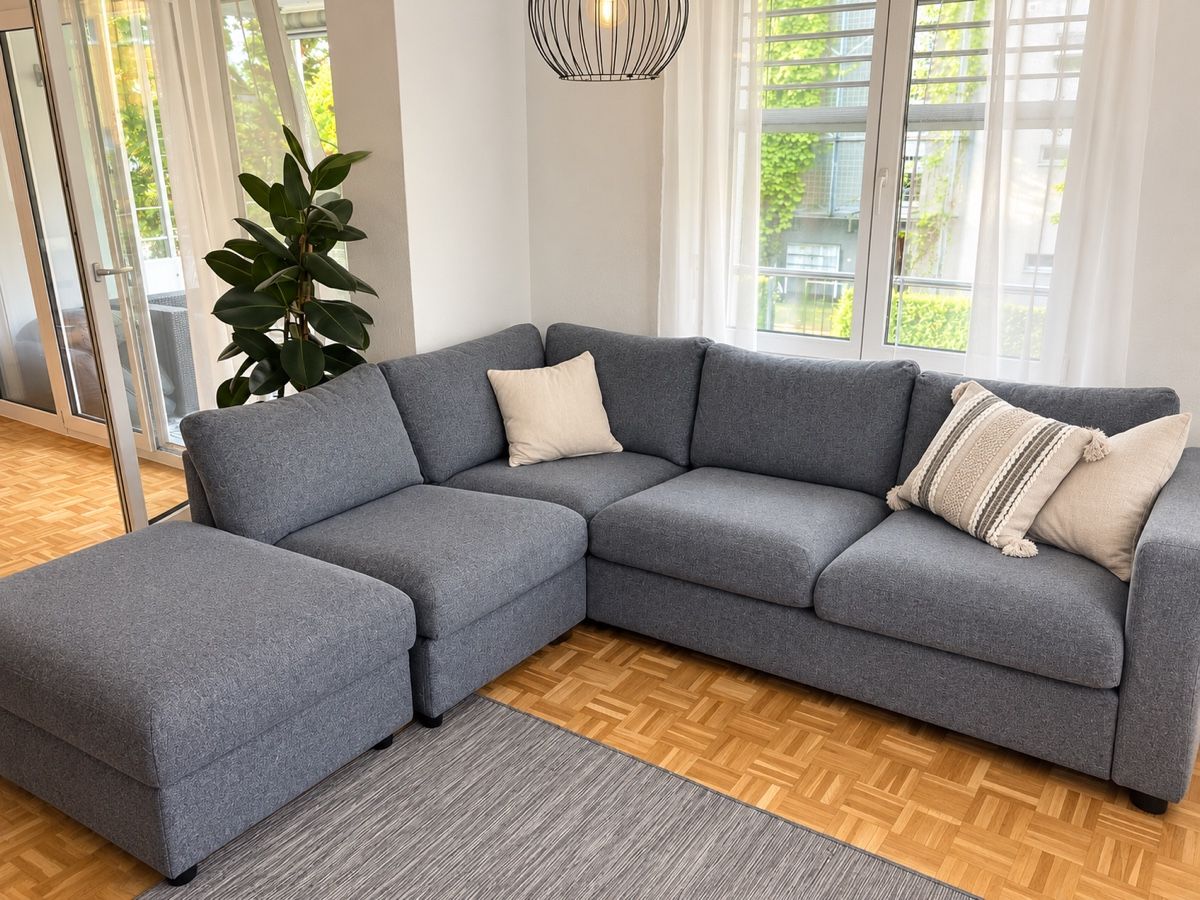 Divani: Sofa zu verkaufen  – Usato da Kreuzlingen venduto da Jule.T