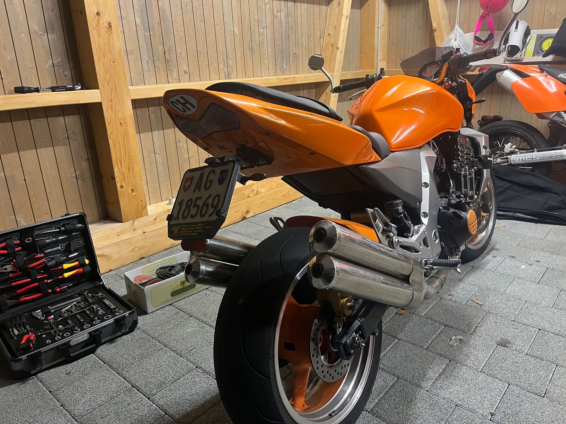 Kawasaki Strada: KAWASAKI Z 1000 – Usato da Villigen venduto da tamade69 1