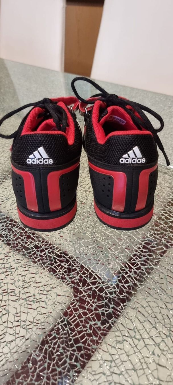 Adidas Chaussures hommes: Adidas 43 1/3 – D'occasion à Luzern par Reni025 8