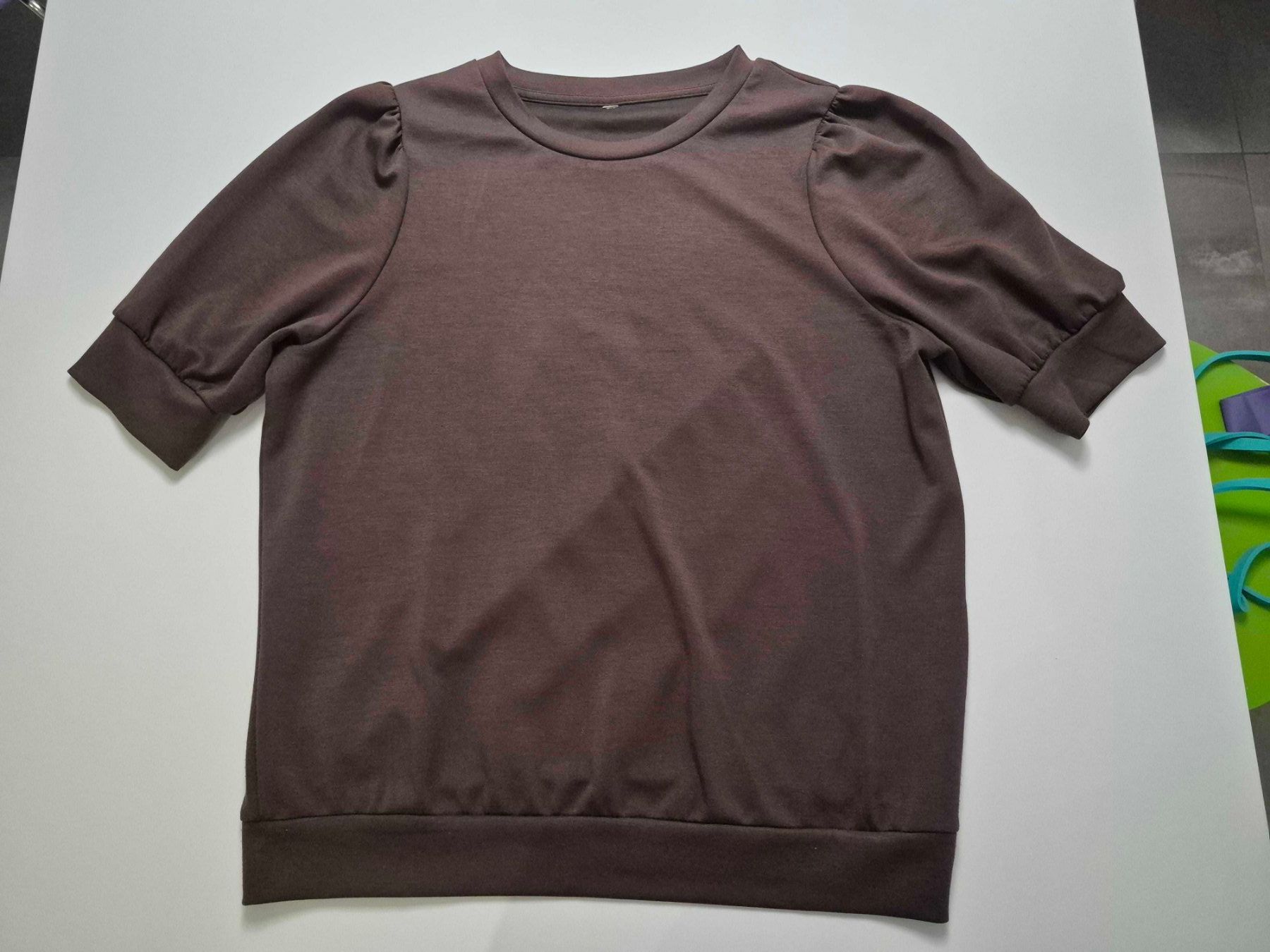 T-shirt: Braunes T-Shirt, Gr. XL – Usato da Weinfelden venduto da suvash13