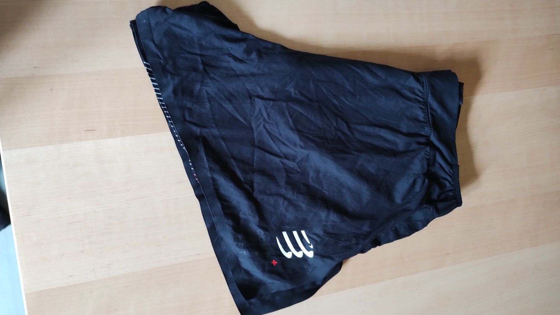 Compressport Hosen: Short compressport noir – Gebraucht aus Vaulion von JohannTel 2