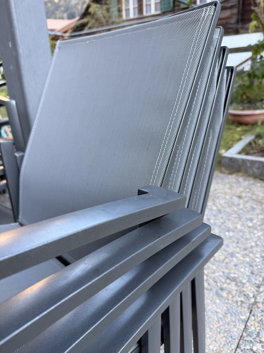 Sedie: Garden Chairs Metal Mesh Grey Stackable Condition Used – Usato da Kandersteg venduto da ben_jp6l 3