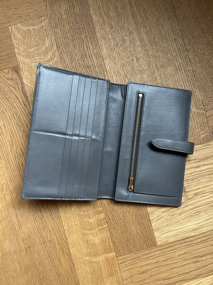 Celine Portamonete: Celine Strap Geldbörse  – Usato da Zürich venduto da ZurichGothenburg 2